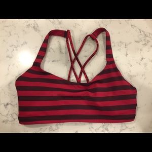 Lululemon free to be bra